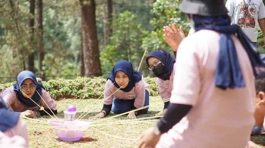 Jelajah Team Building Expedition Outbound Kemuning