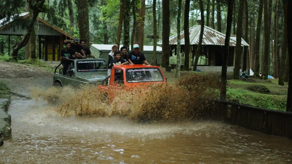 kemuning adventure, jeep tawangmangu, jeep kemuning